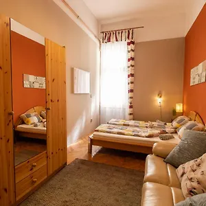 Pesto Hostel